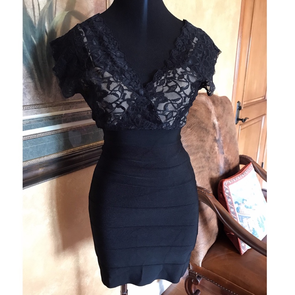 BEBÉ Black Bandeau lace Dress
